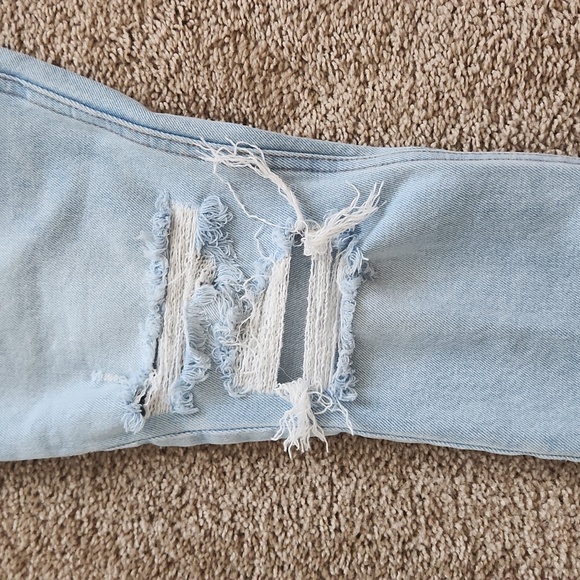 Skinny High Rise Jeans - Picture 6 of 12